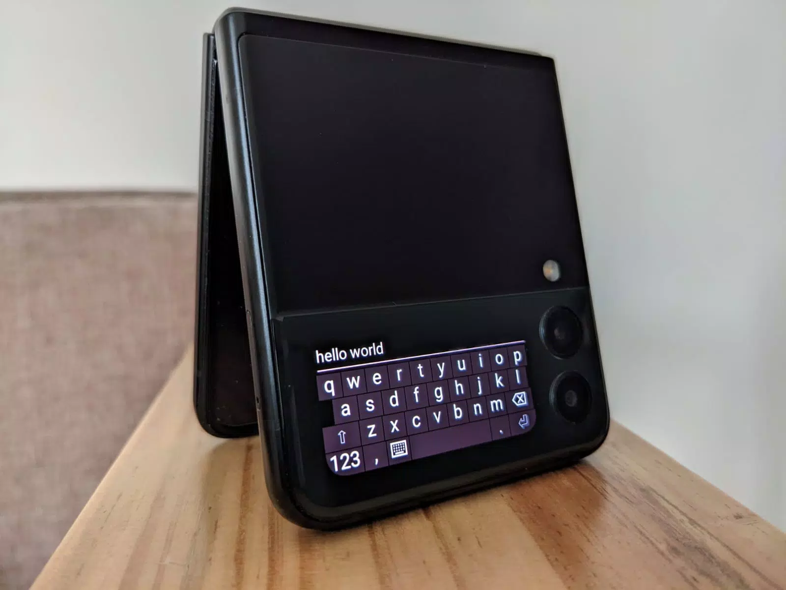 CoverScreen OS Screenshots