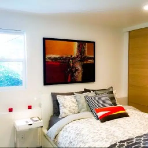 Modern Chic Minimalist Modern Chic Minimalist
