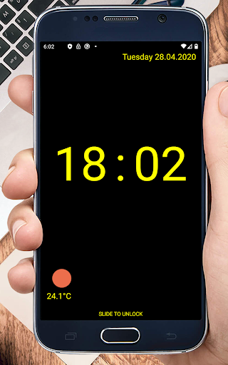 Huge Lock Screen Clock Screenshots
