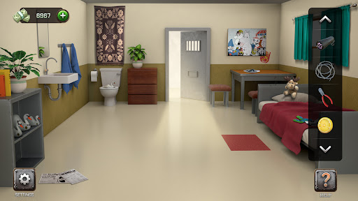 100 Doors - Escape from Prison Screenshots