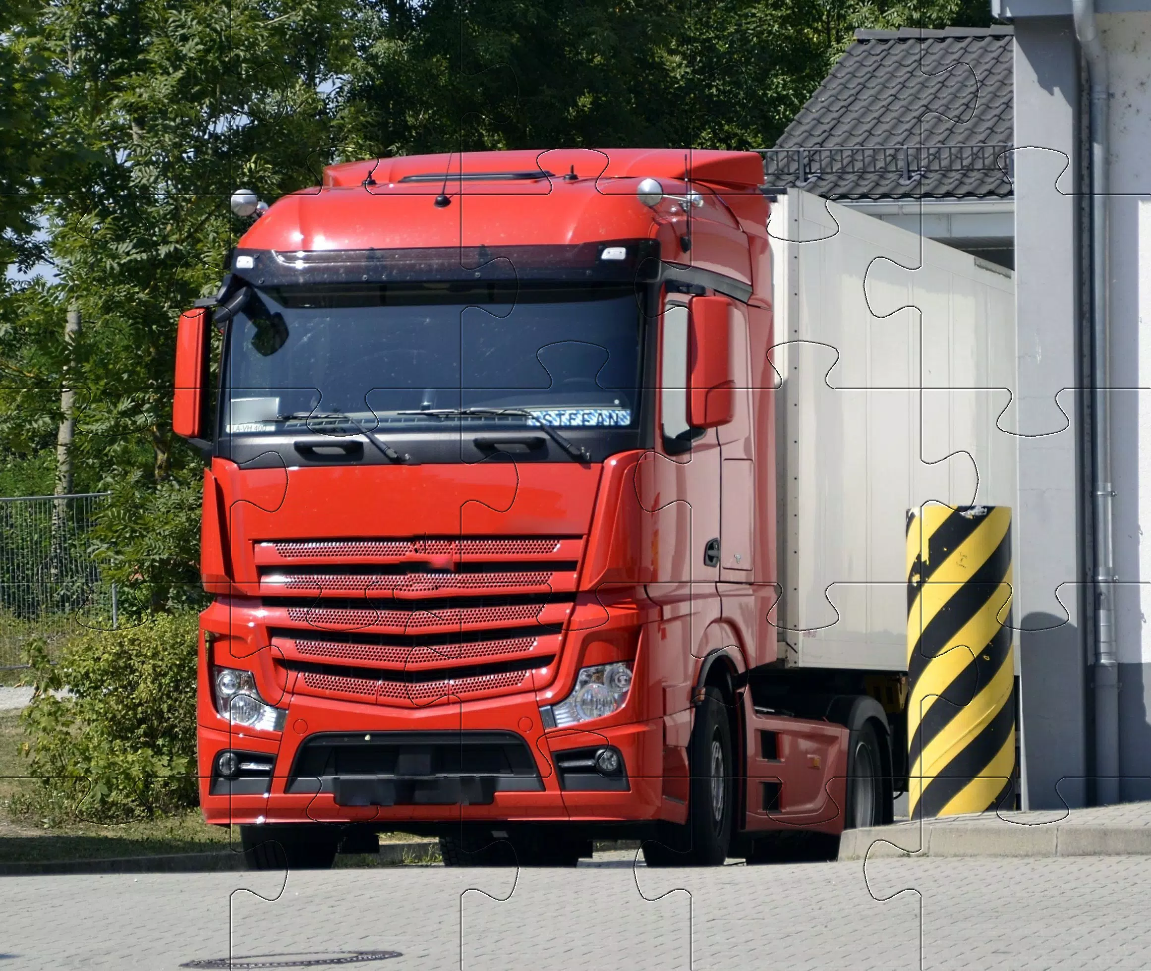 Jigsaw puzzles German trucks Screenshots