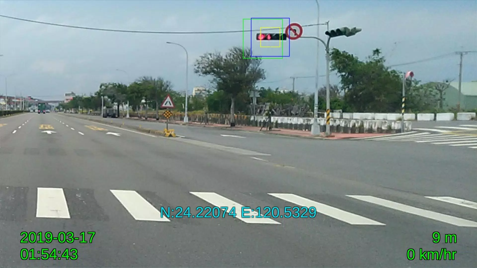 Traffic light detection & MP3 Screenshots