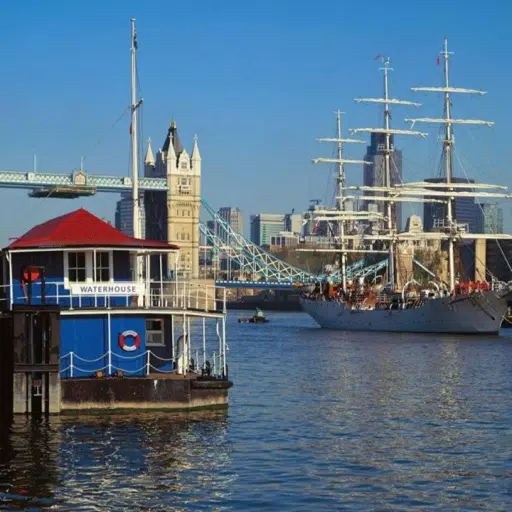 The Harpy, Tower Bridge The Harpy, Tower Bridge
