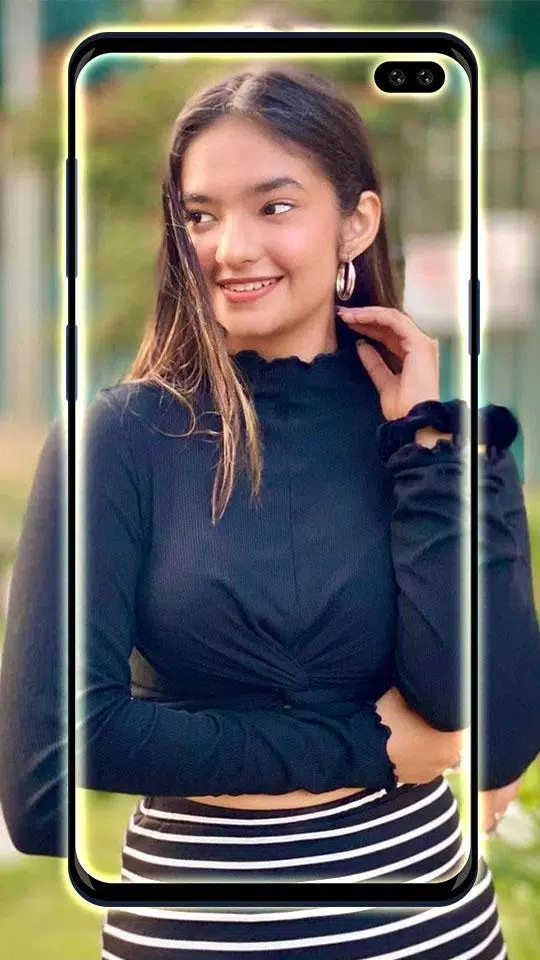 Anushka Sen Wallpaper and Phot Screenshots